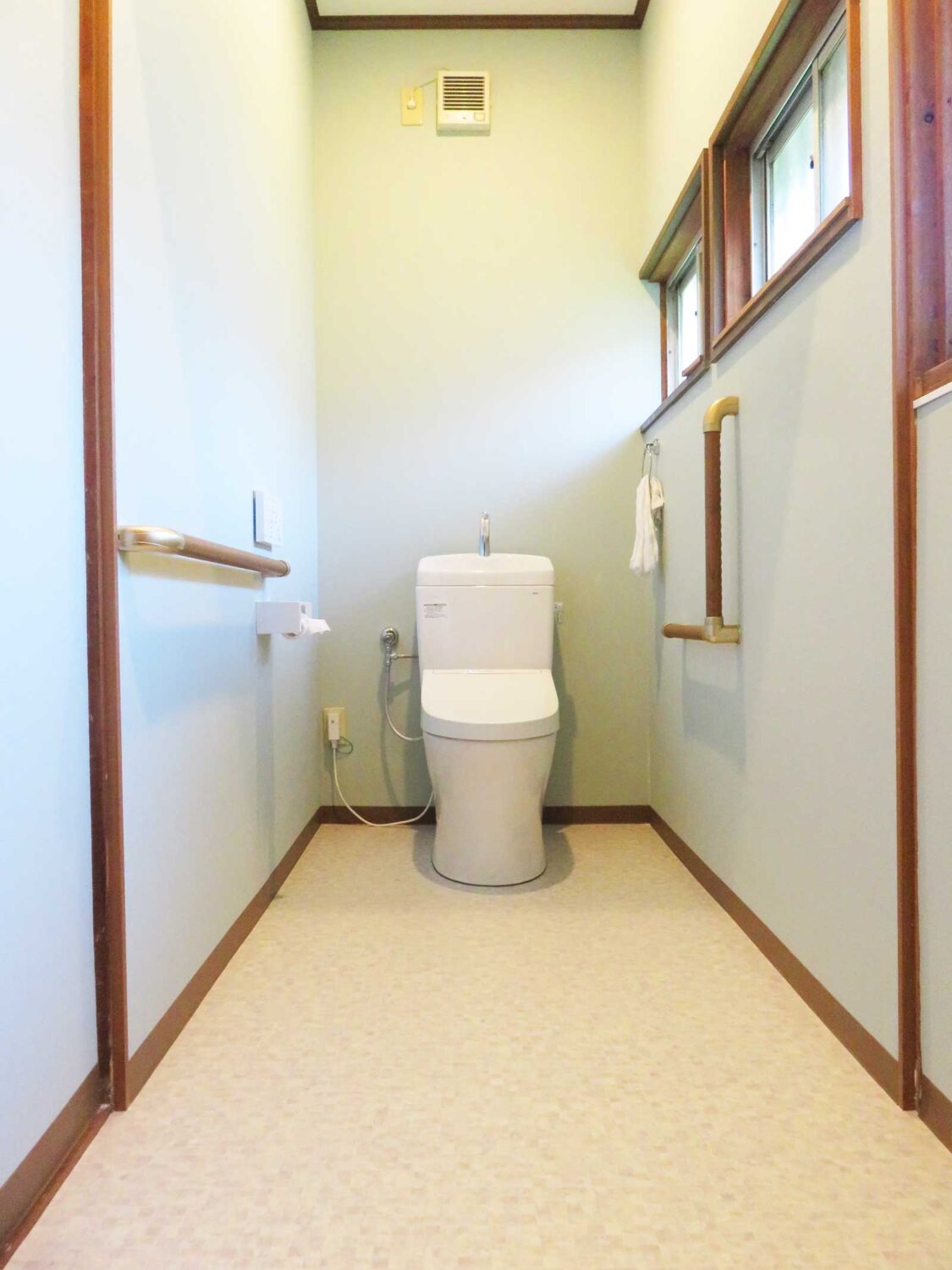 施工後　トイレ全体