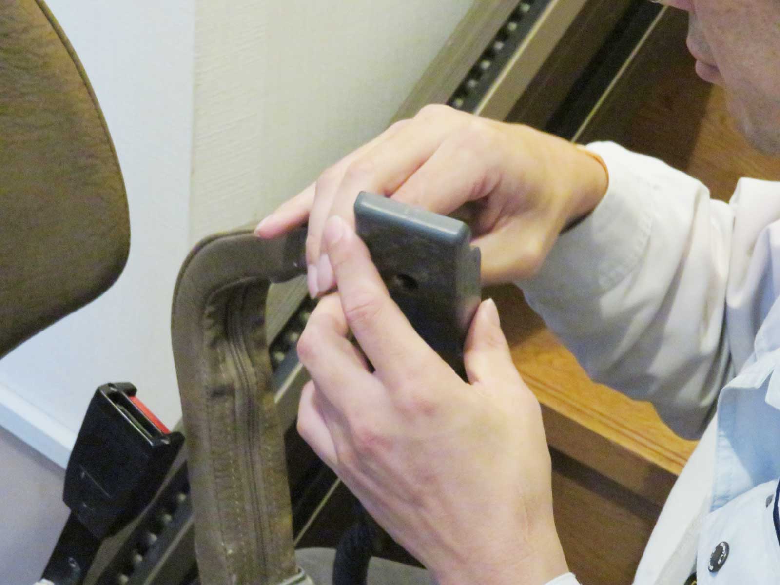 いす式階段昇降機修理