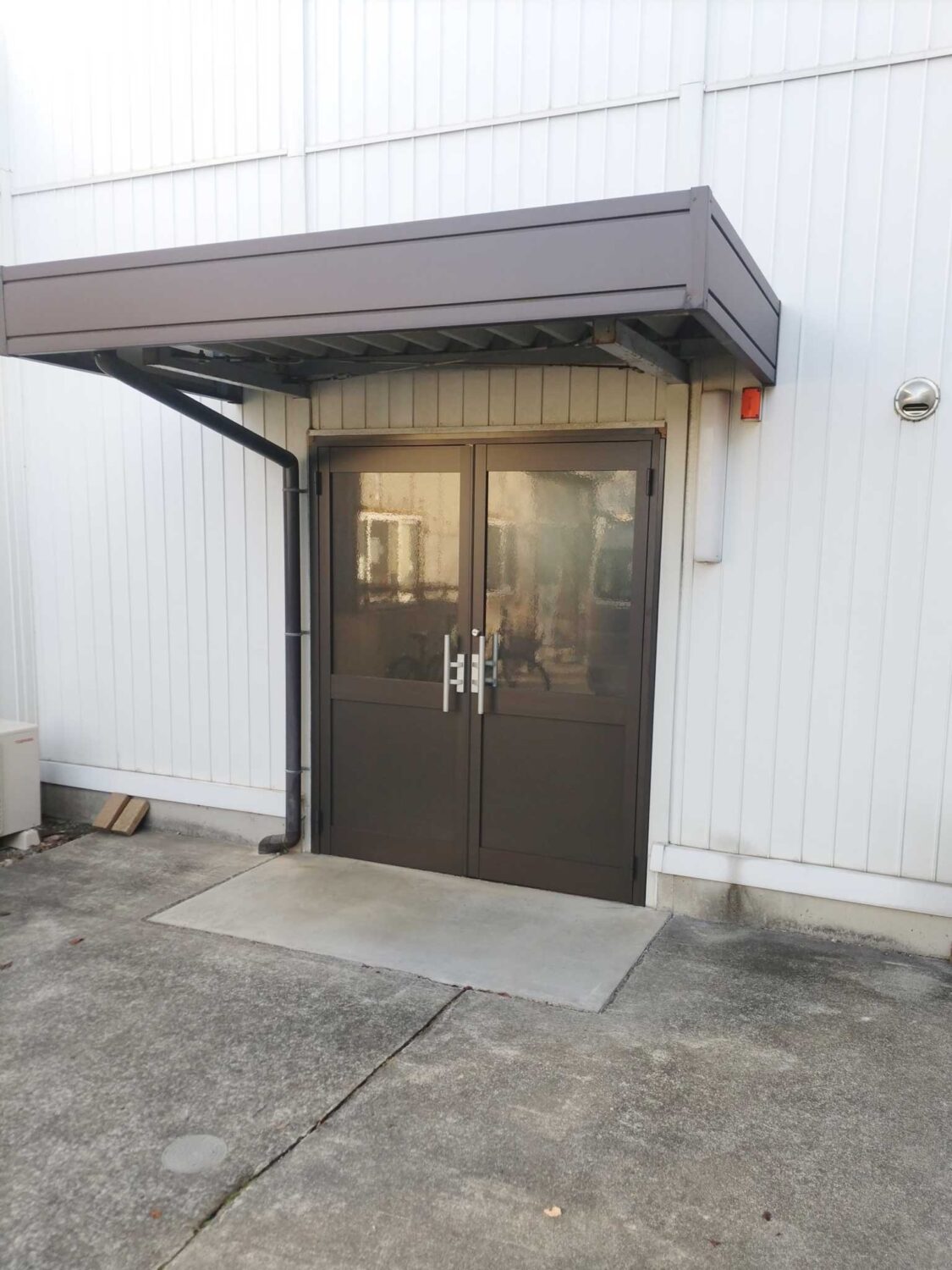 施工後　玄関ドア