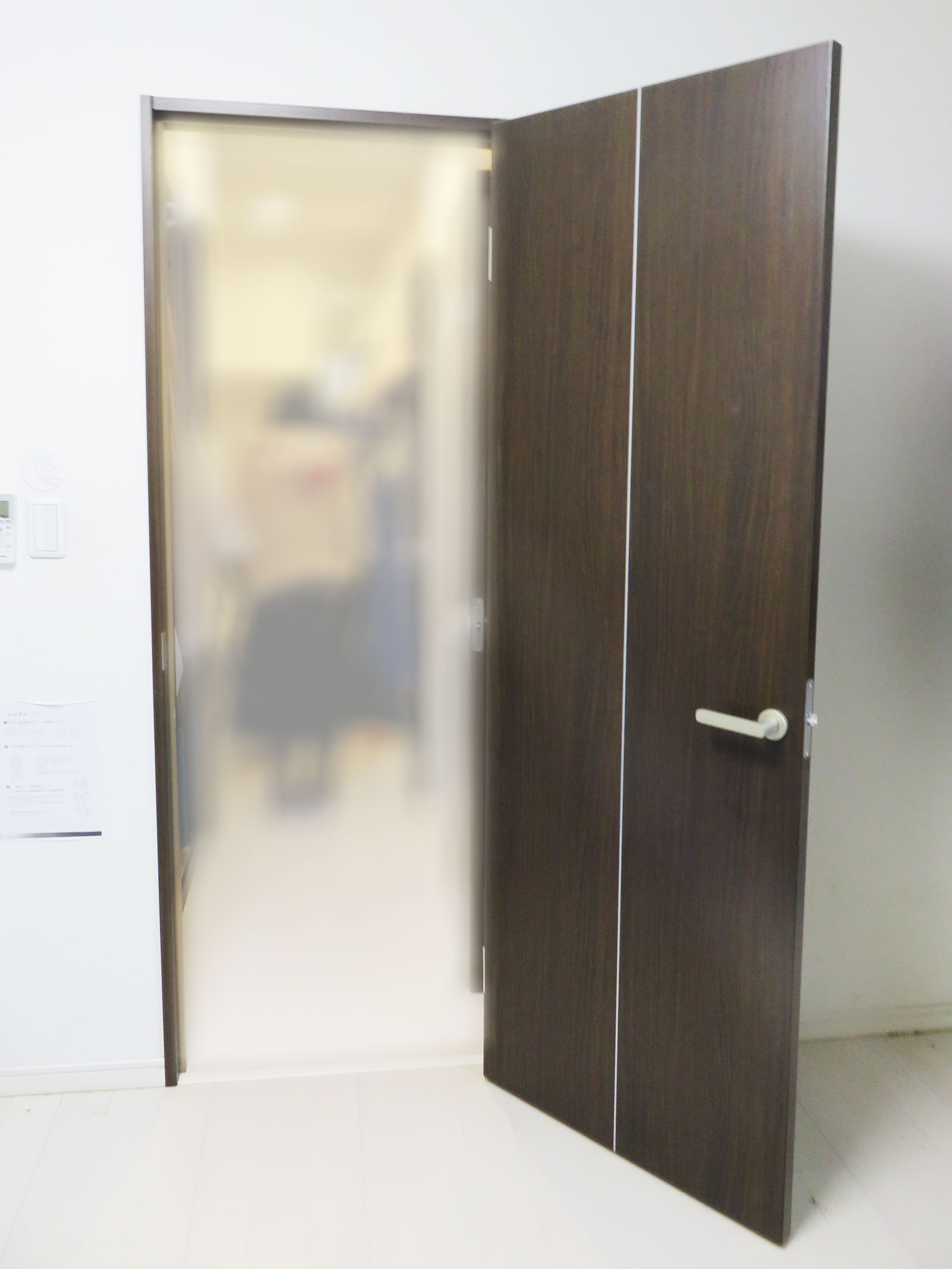 開き戸→引き戸 施工前