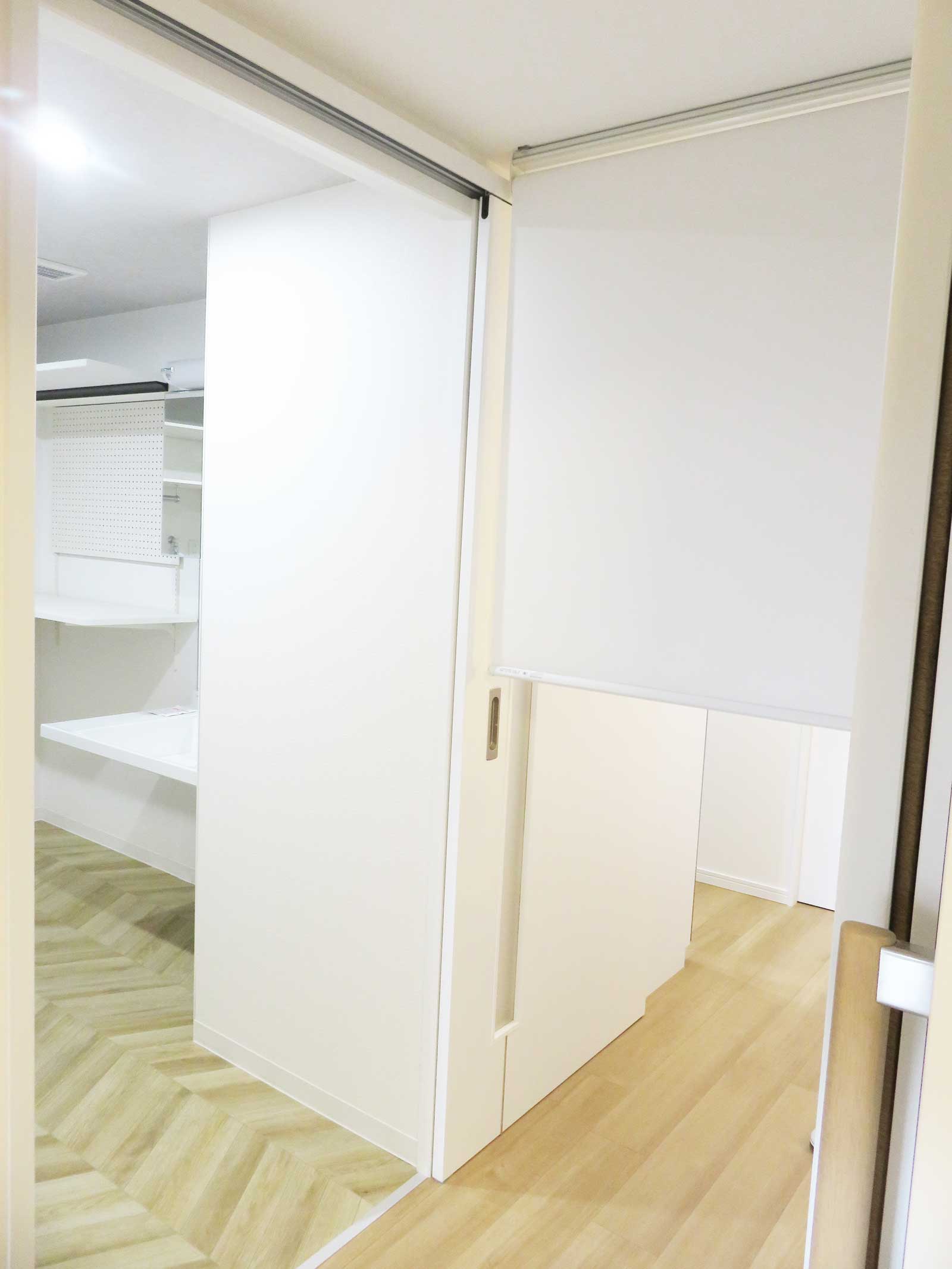 施工後　ロールスクリーン