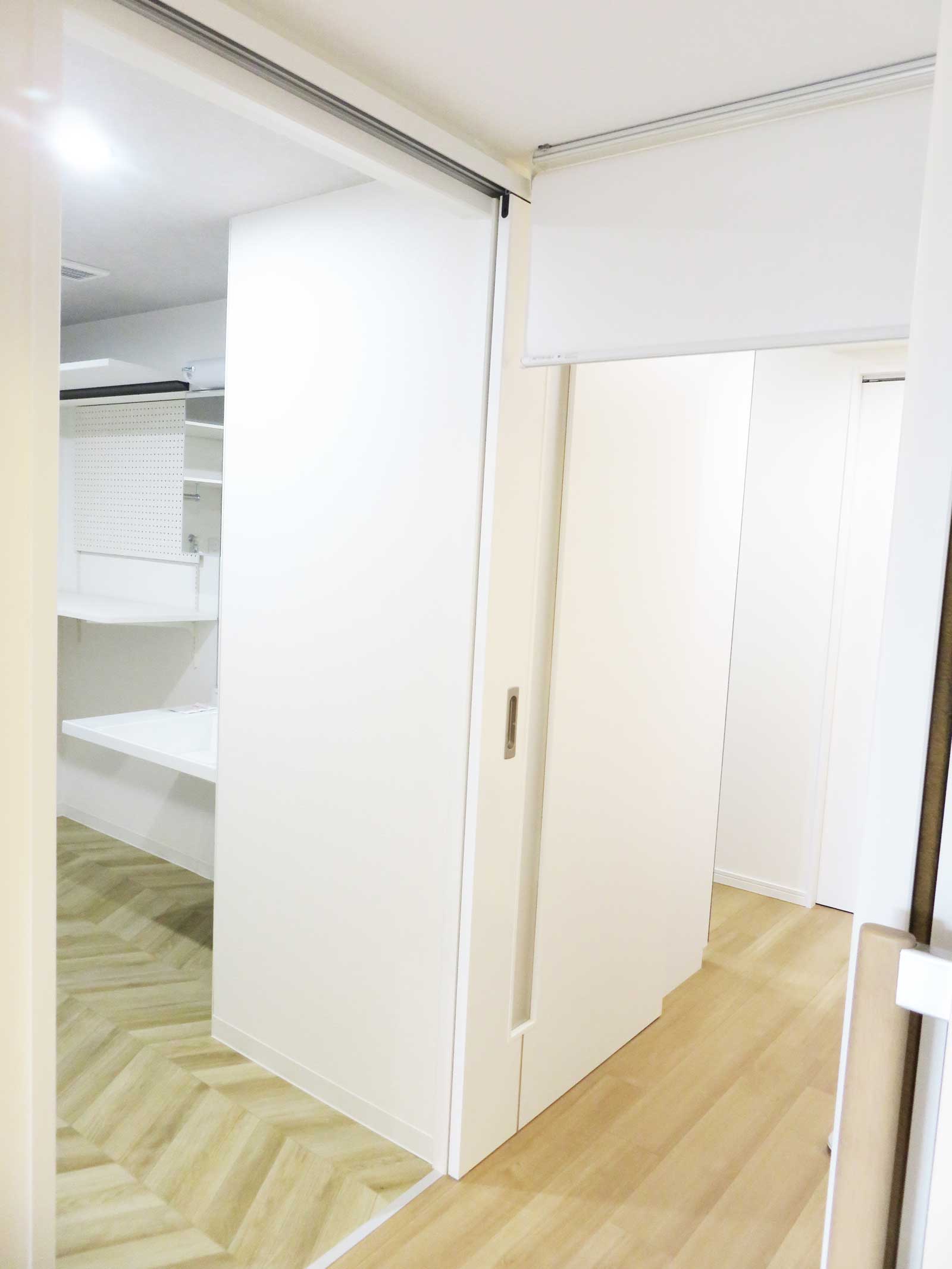 施工後　ロールスクリーン